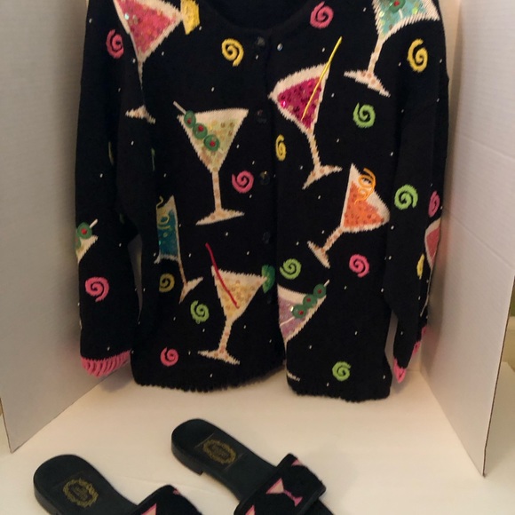 Jane’s Closet Vintage martini/cocktail sweater - Picture 2 of 4